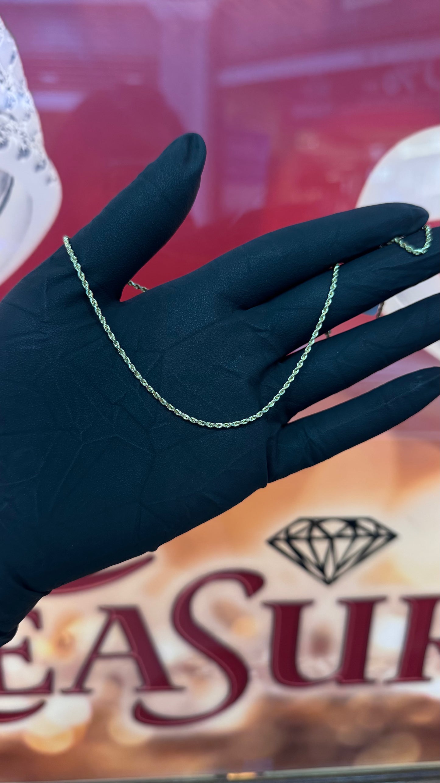 10k Yellow Gold 22 Inch 1.5mm Solid Diamond Cut Rope Chain