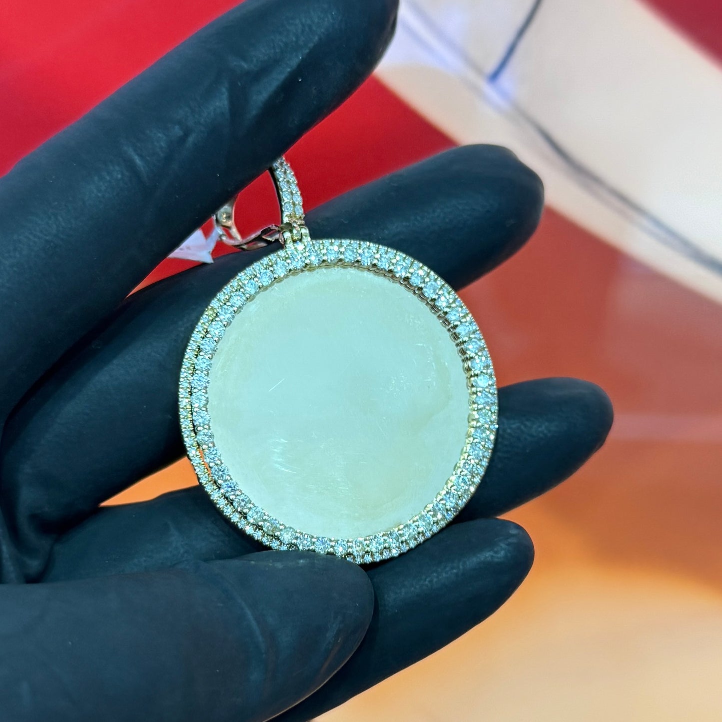 10K Yellow Gold 2.00Ctw Diamond Memory Pendant