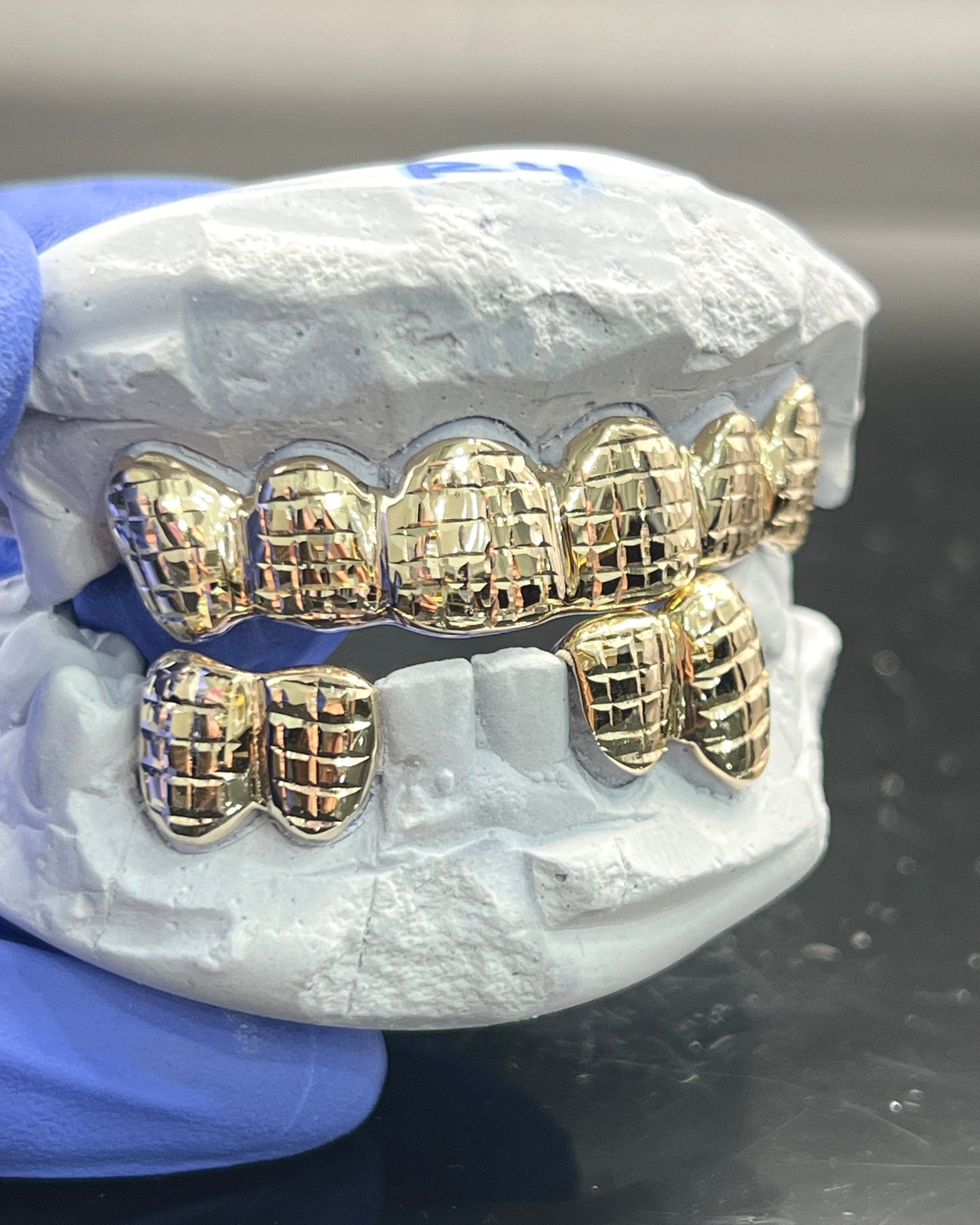 10K / 14K Gold Diamond Cuts
