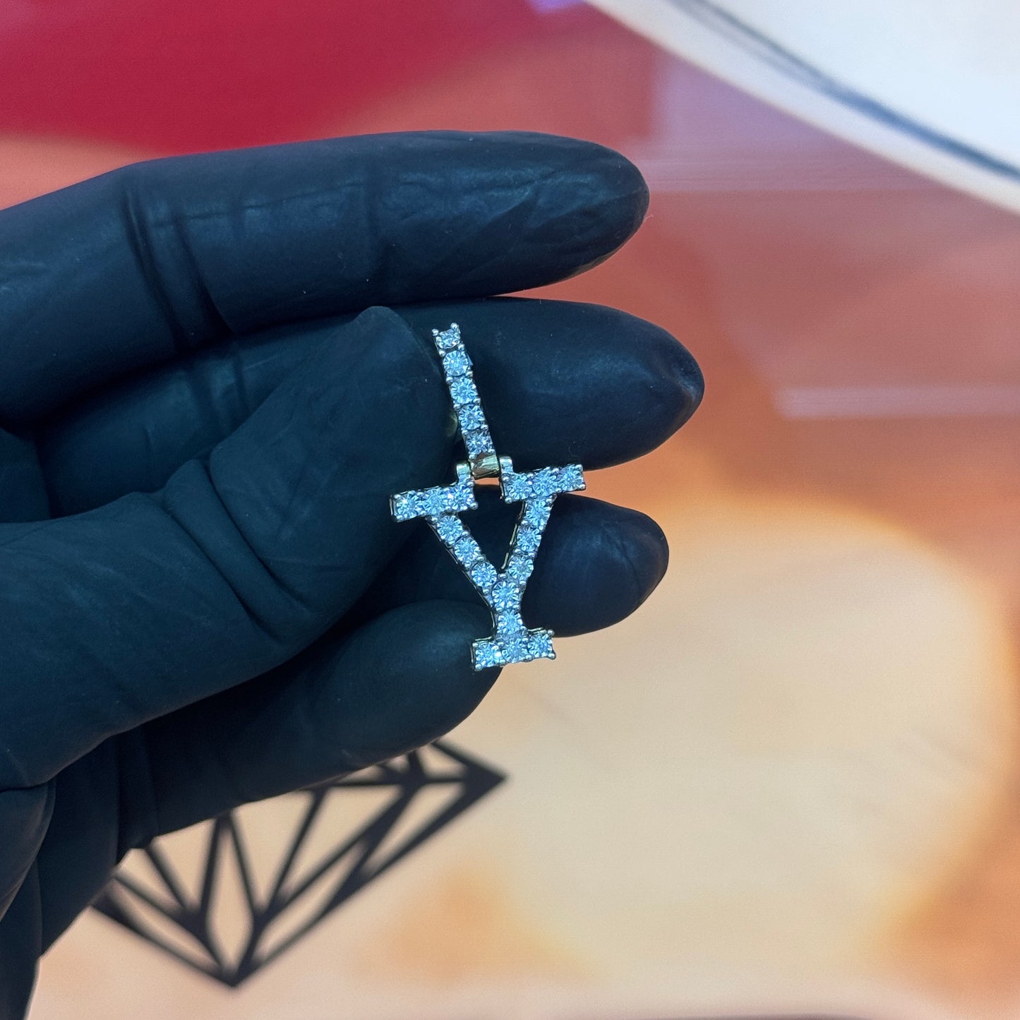 10K Yellow Gold Initial Y Pendant 0.18Ctw Diamond