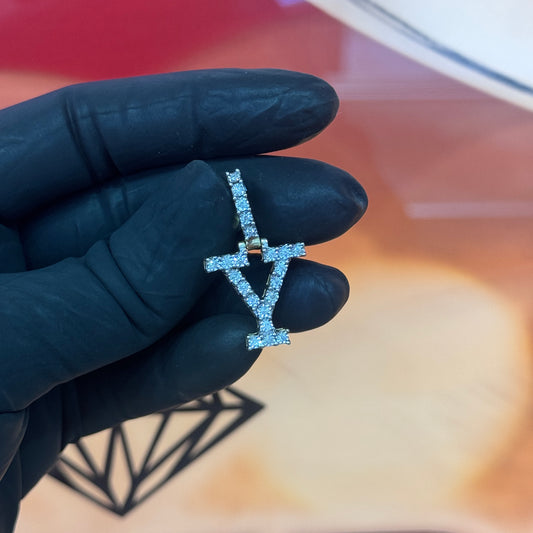 10K Yellow Gold Initial Y Pendant 0.18Ctw Diamond