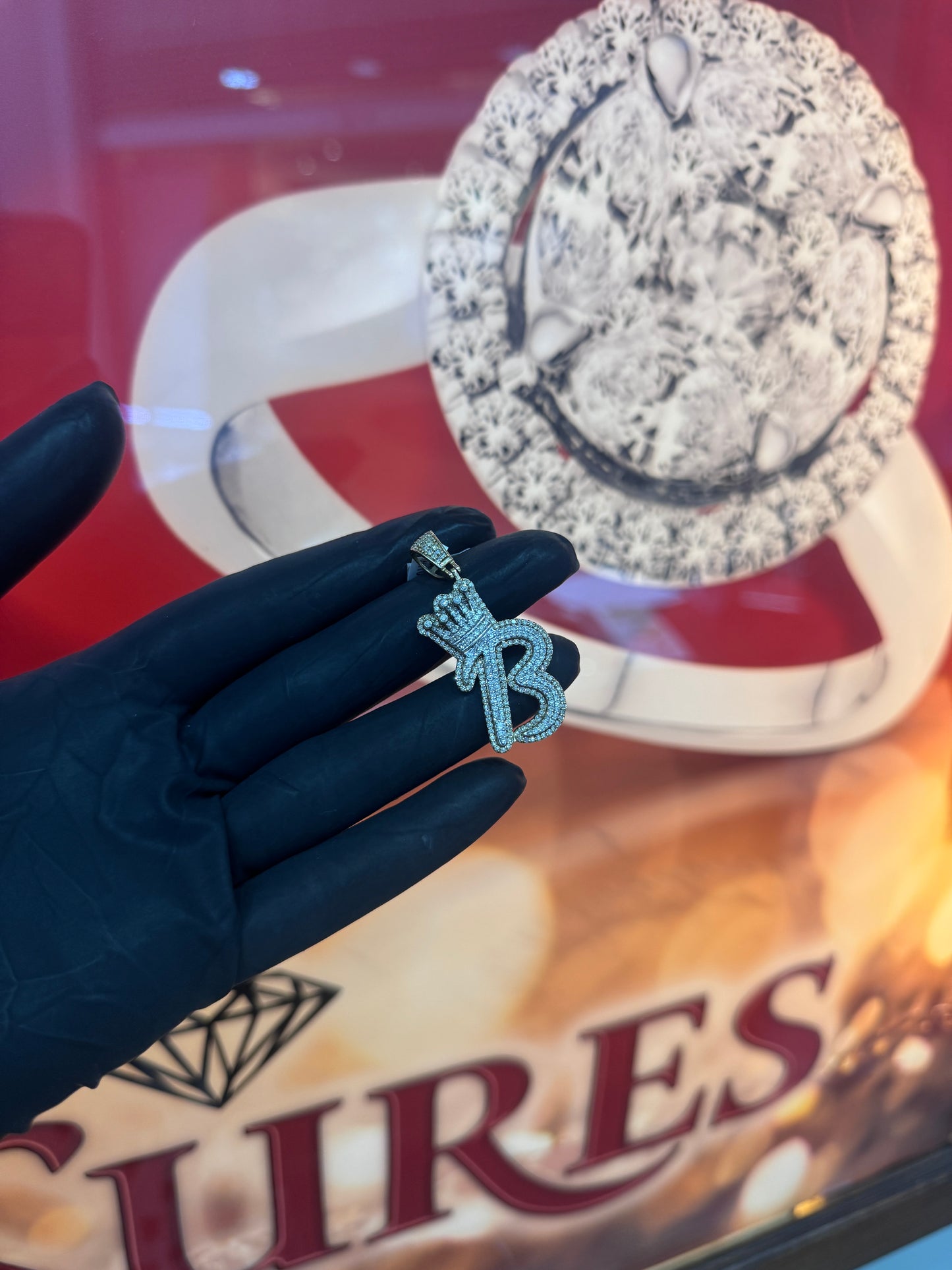 10k Yellow Gold 1.33Ctw Diamond Crown Initial B Pendant