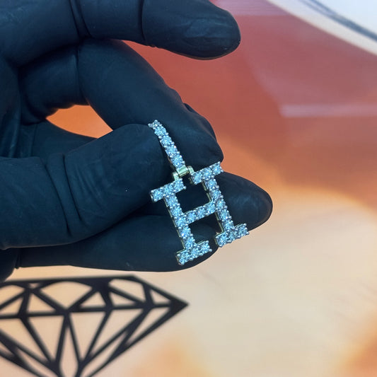 10K Yellow Gold Initial H Pendant 0.27Ct Diamond