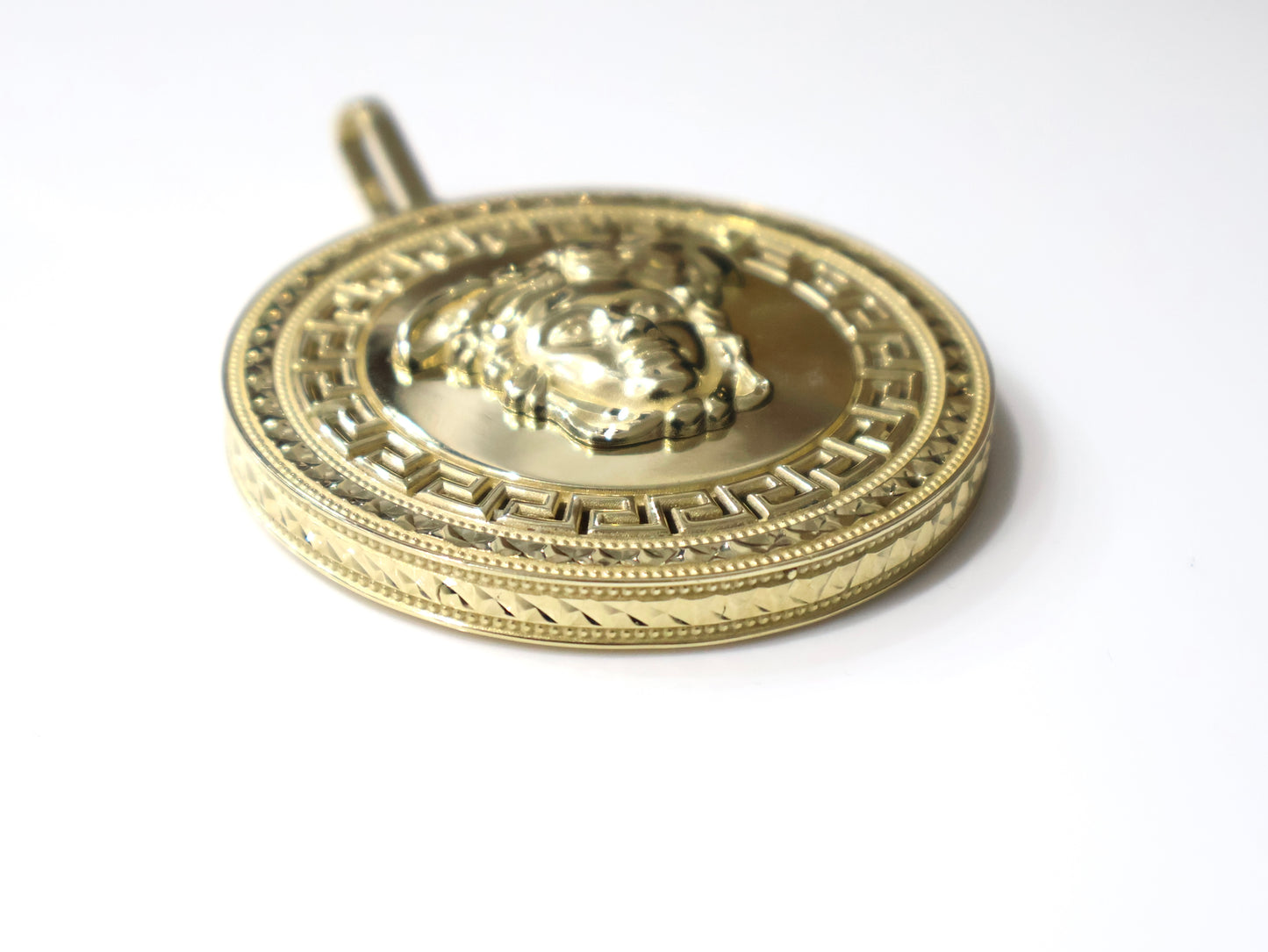 10 Gold Approx  2Inch Pendant 39.8Gram