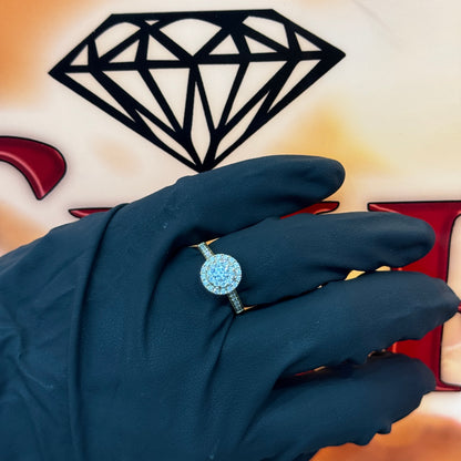 14K Gold 0.75Ctw 0.25Ctr Round Diamond Ring