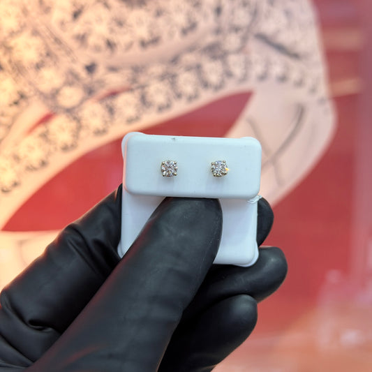 14K Gold 0.50Ctw Diamond Studs