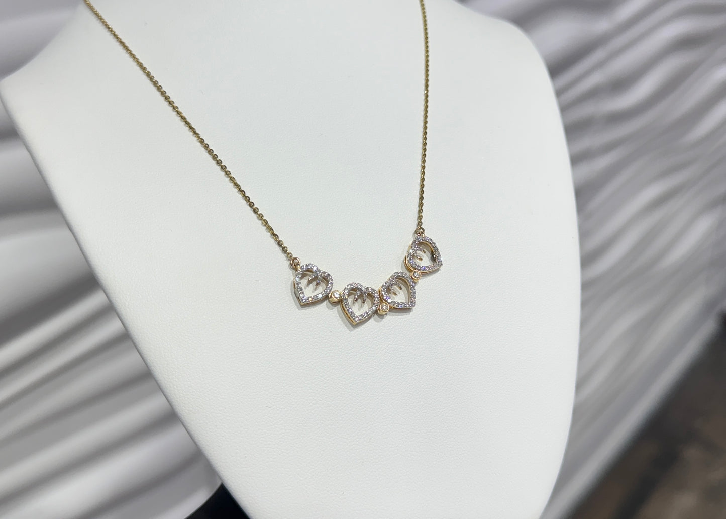 10KYG 0.78CTW DIAMOND HEART NECKLACE A4B3