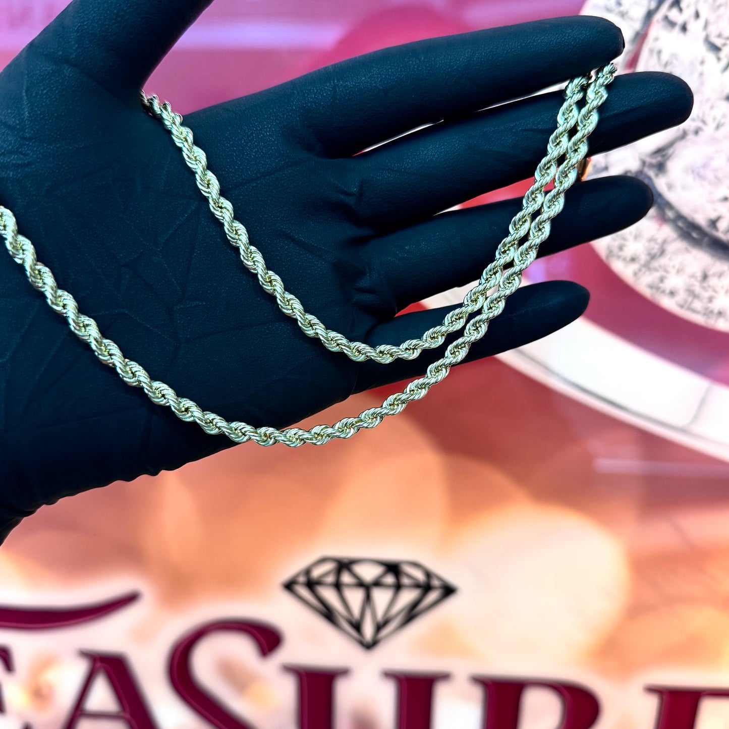 10K Yellow Gold 4.5mm 24 Inch Hollow Diamond Cut Rope