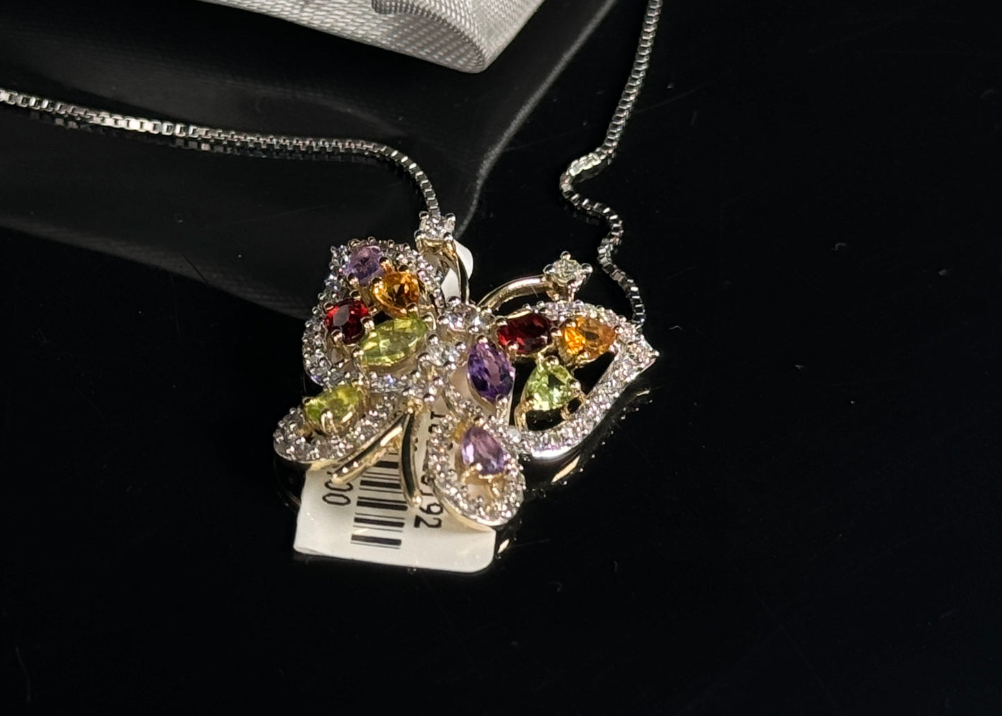 10KYG 0.80CTW DIAMOND COLORED STONE BUTTERFLY PENDANT