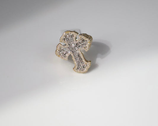 10k Gold  2.40Ctw Diamond Bag Cross Ring