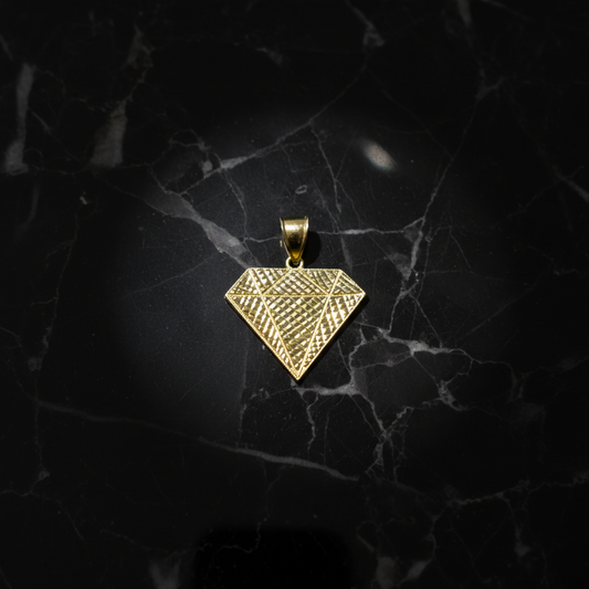 10k Gold Diamond Shape Pendant Approx. 4Grams