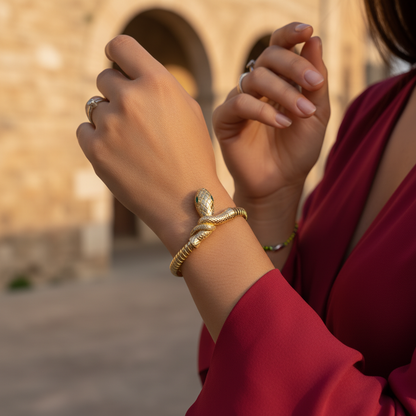 10K Yellow Gold 7Inch Snake Spring Cubic Zirconia Bracelet Approx. 18.3Grams