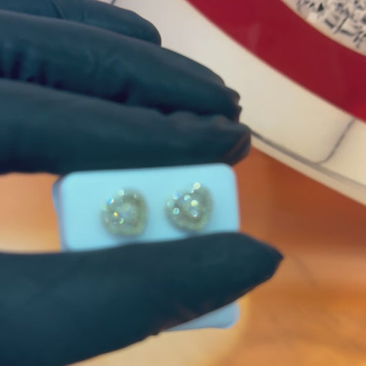 10K Yellow Gold 0.50Ctw Diamond Heart Earrings