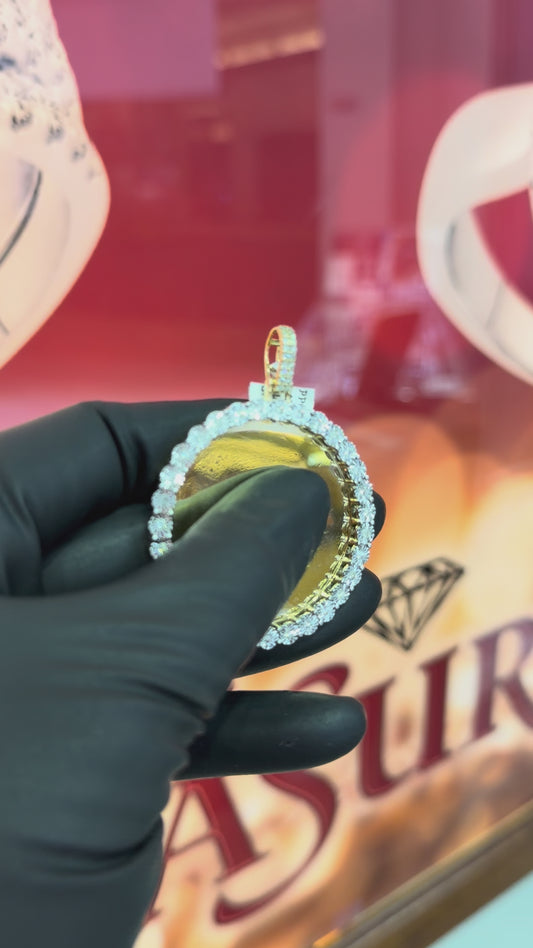 10K Yellow Gold 0.75Ctw Diamond Round Memory Charm