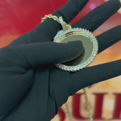 10K Yellow Gold 1.7Ct Diamond Round Memory Baguette Pendant